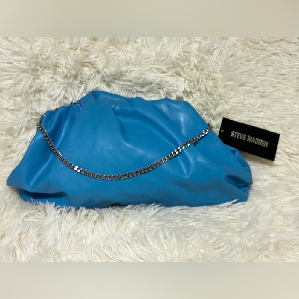 Steve Madden Blue Clutch With Silver Chain